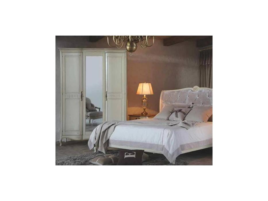 шкаф 3 дверный CUF Limited Provence Noir&Blanc S2 (бежевый)
